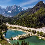 Goldhorn In&out * Kranjska Gora