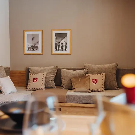 Goldhorn In&out Apartman *